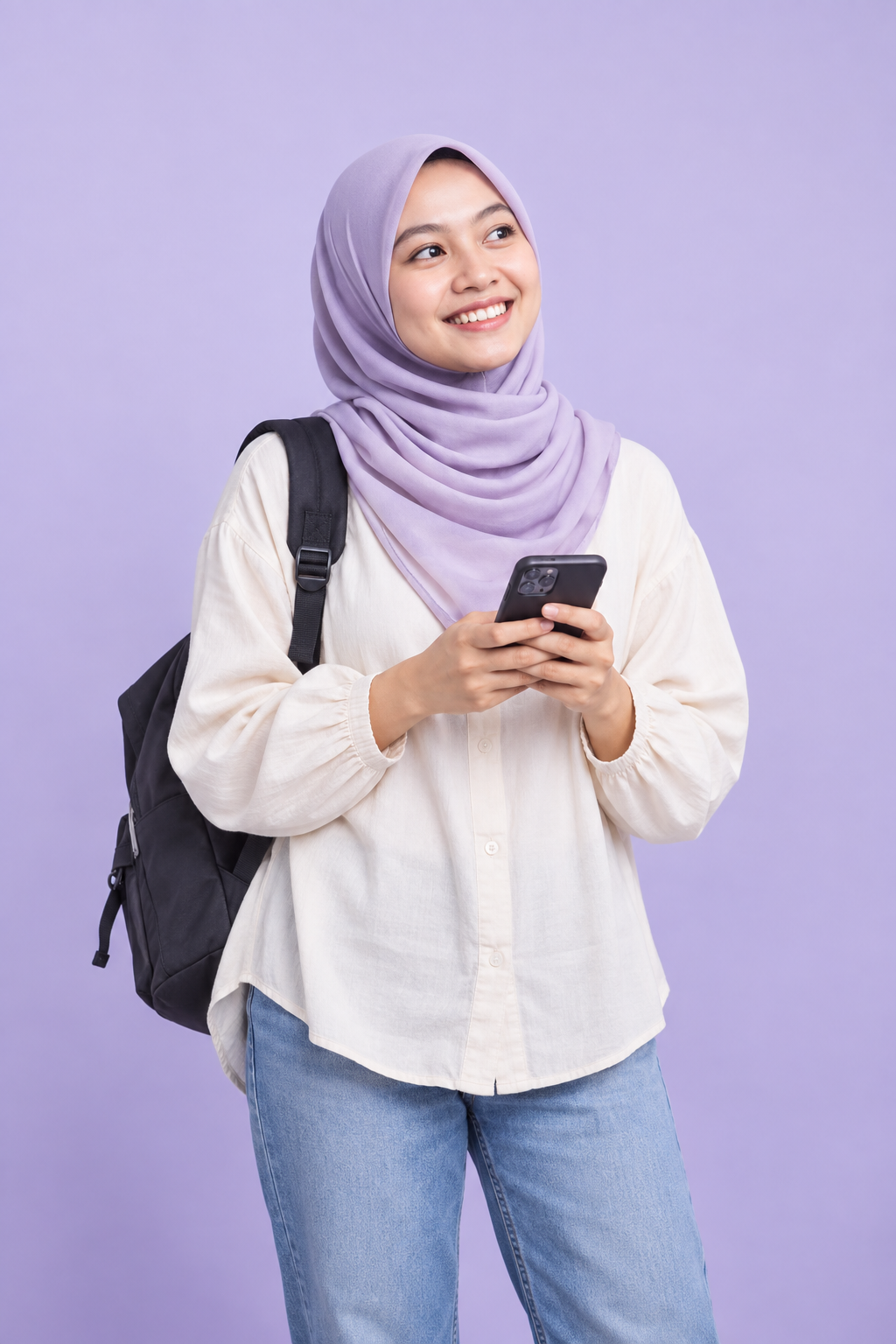 Rider holding her phone, ready for her everyday journey